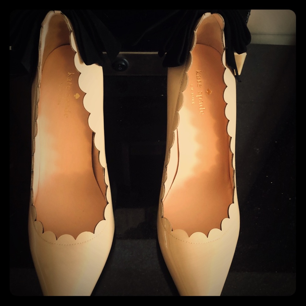 Kate Spade Size 8.5 Tan Pumps